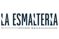 Logo para LA ESMALTERIA Estudio Nails Logo para LA ESMALTERIA Estudio Nails